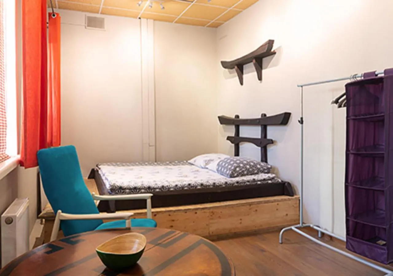 China Town Hostel & Tours contacts